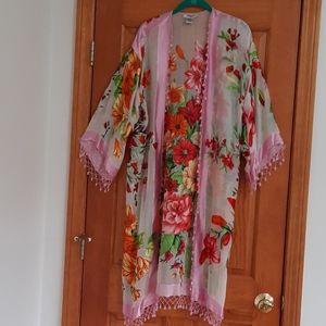 Ania.A multicolor floral kimono with beaded fringe
